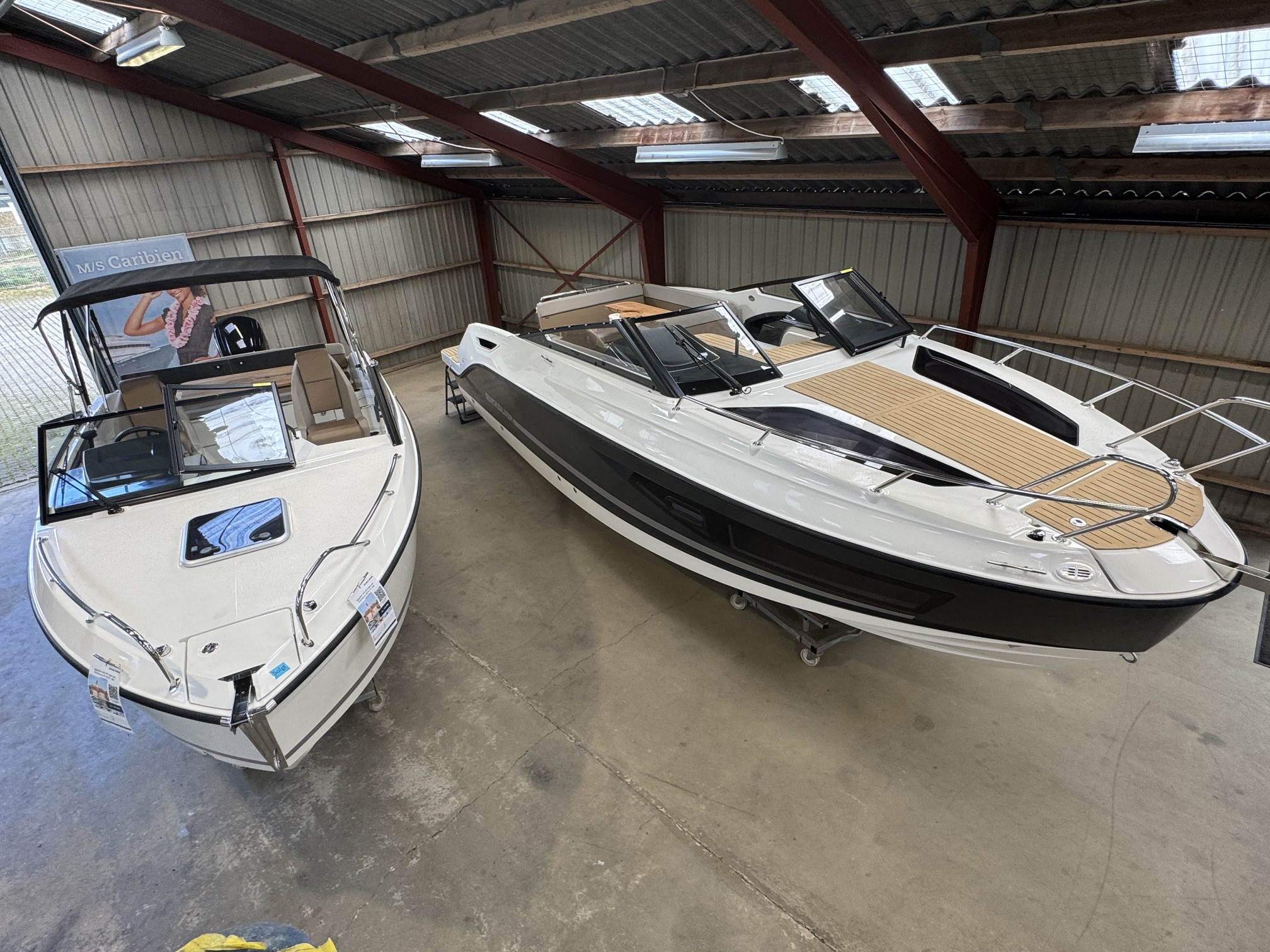 Quicksilver Activ 755 Cruiser med F225 Mercury-EFI 4 takt XL V6 - inkl udstyr - 12
