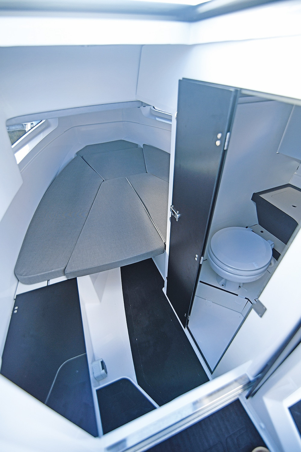 Ryds 735VI - F175 Mercury-EFI DS V6 - 18