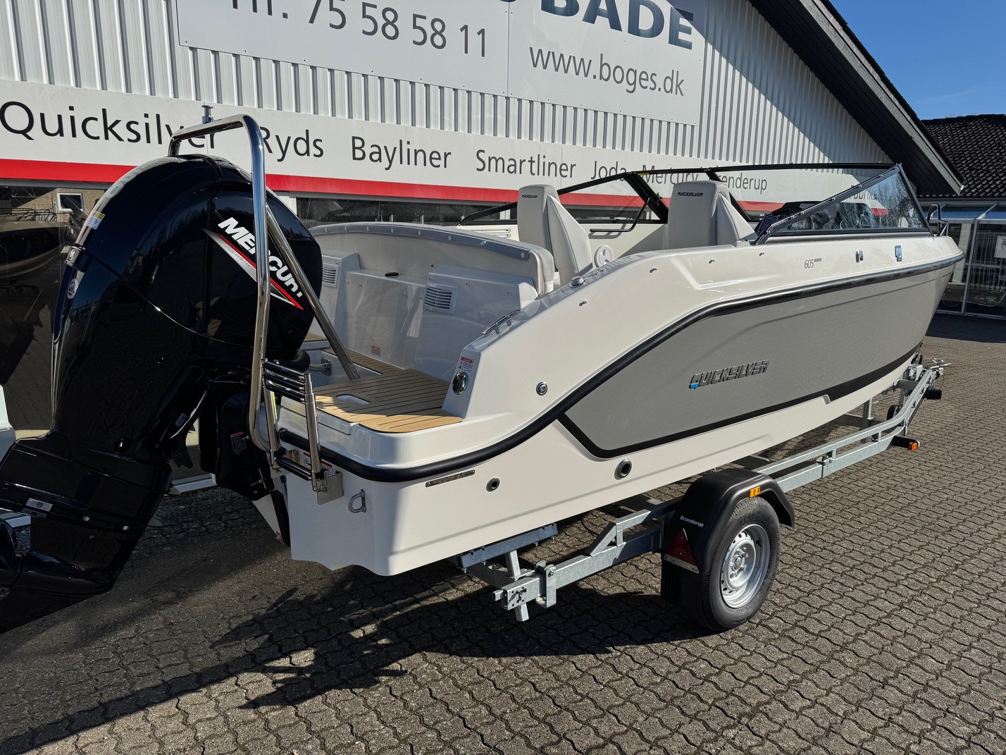 Quicksilver Activ 605 Cruiser med F150 Mercury-EFI 3,0L XL 4 takt Exclusive Deluxe Line - 7