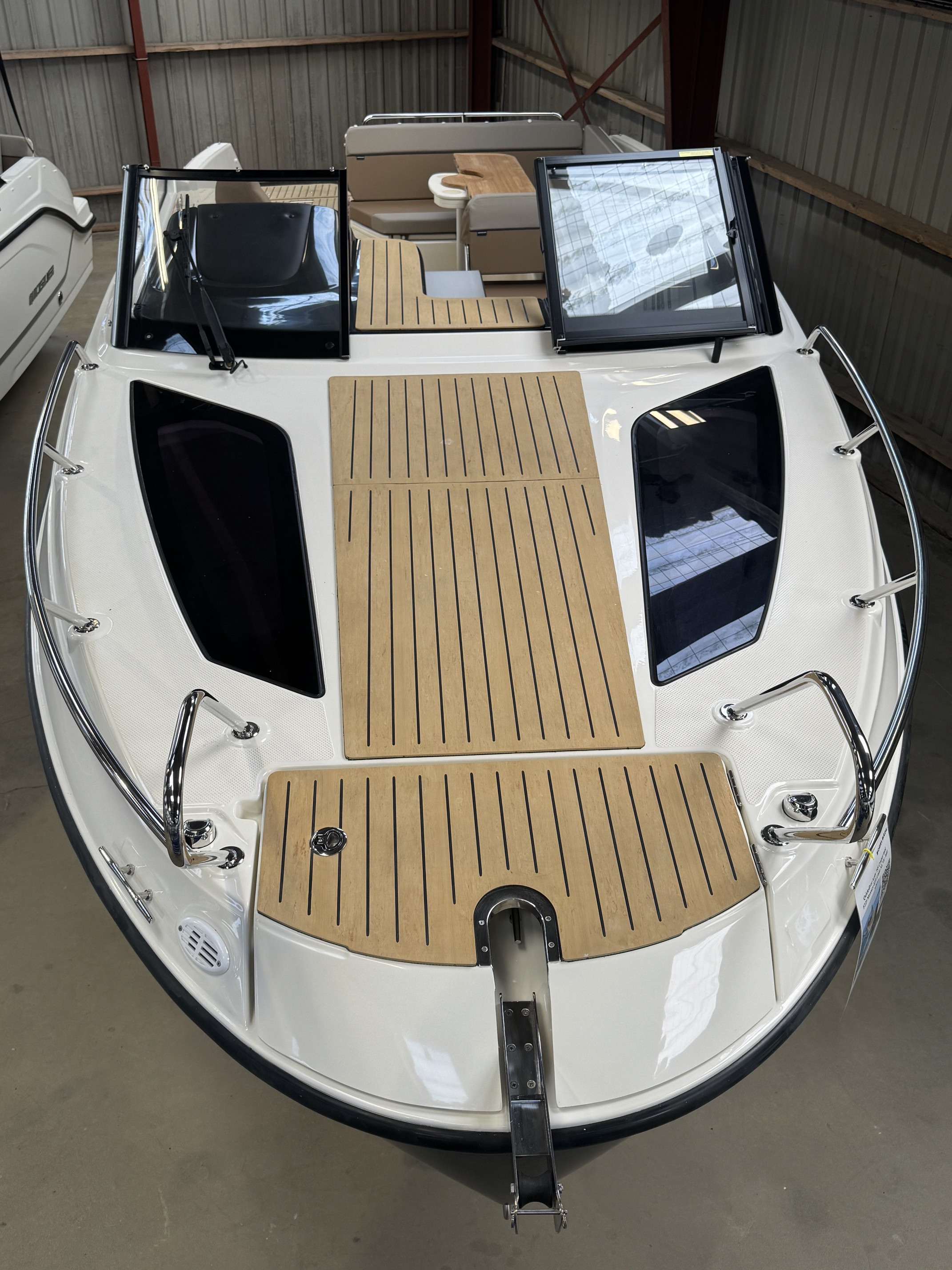 Quicksilver Activ 755 Cruiser med F225 Mercury-EFI 4 takt XL V6 - inkl udstyr - 11