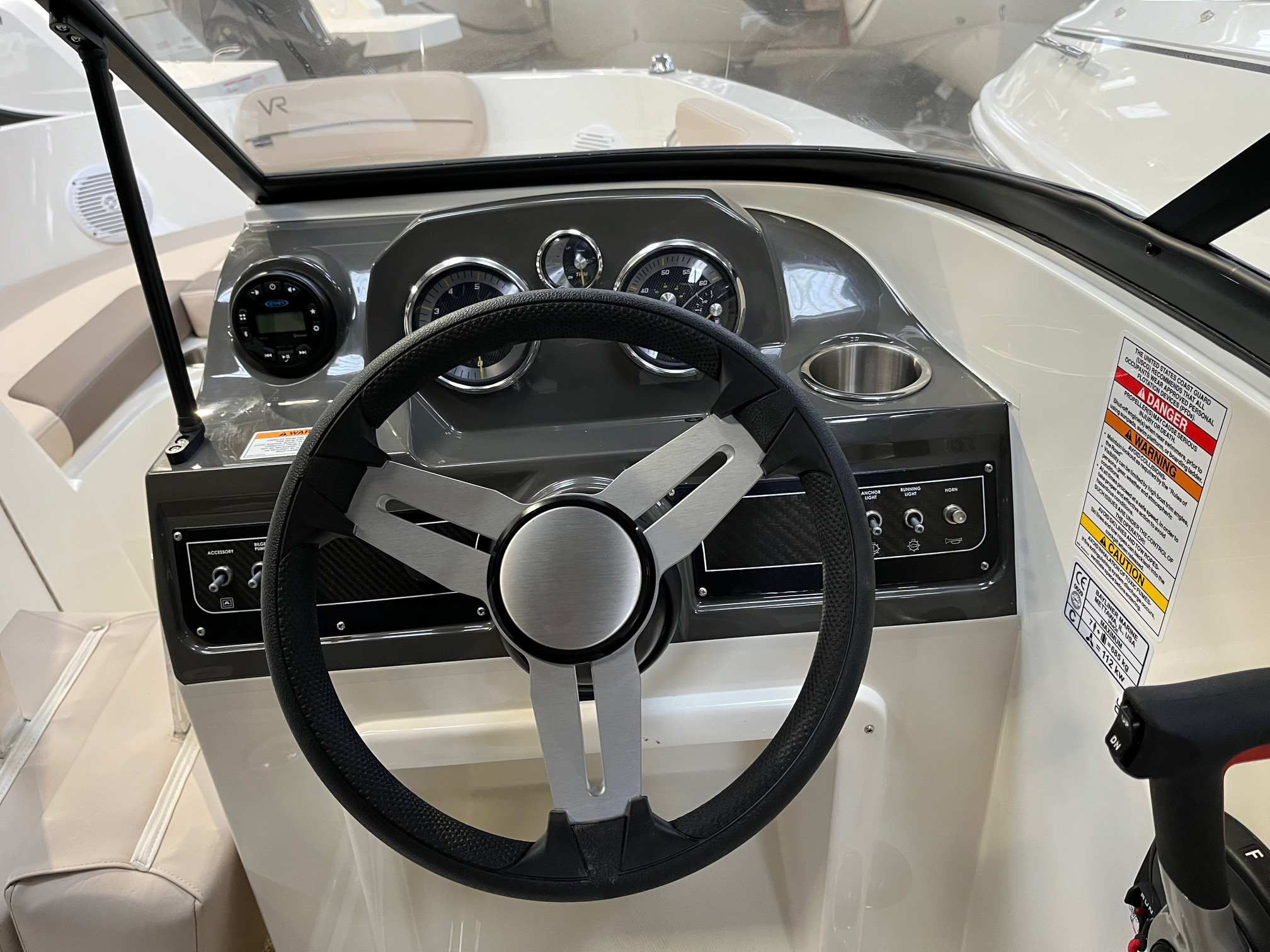 Byliner VR4 Bowrider med F115 ProXS Mercury-EFI 4 takt - 0