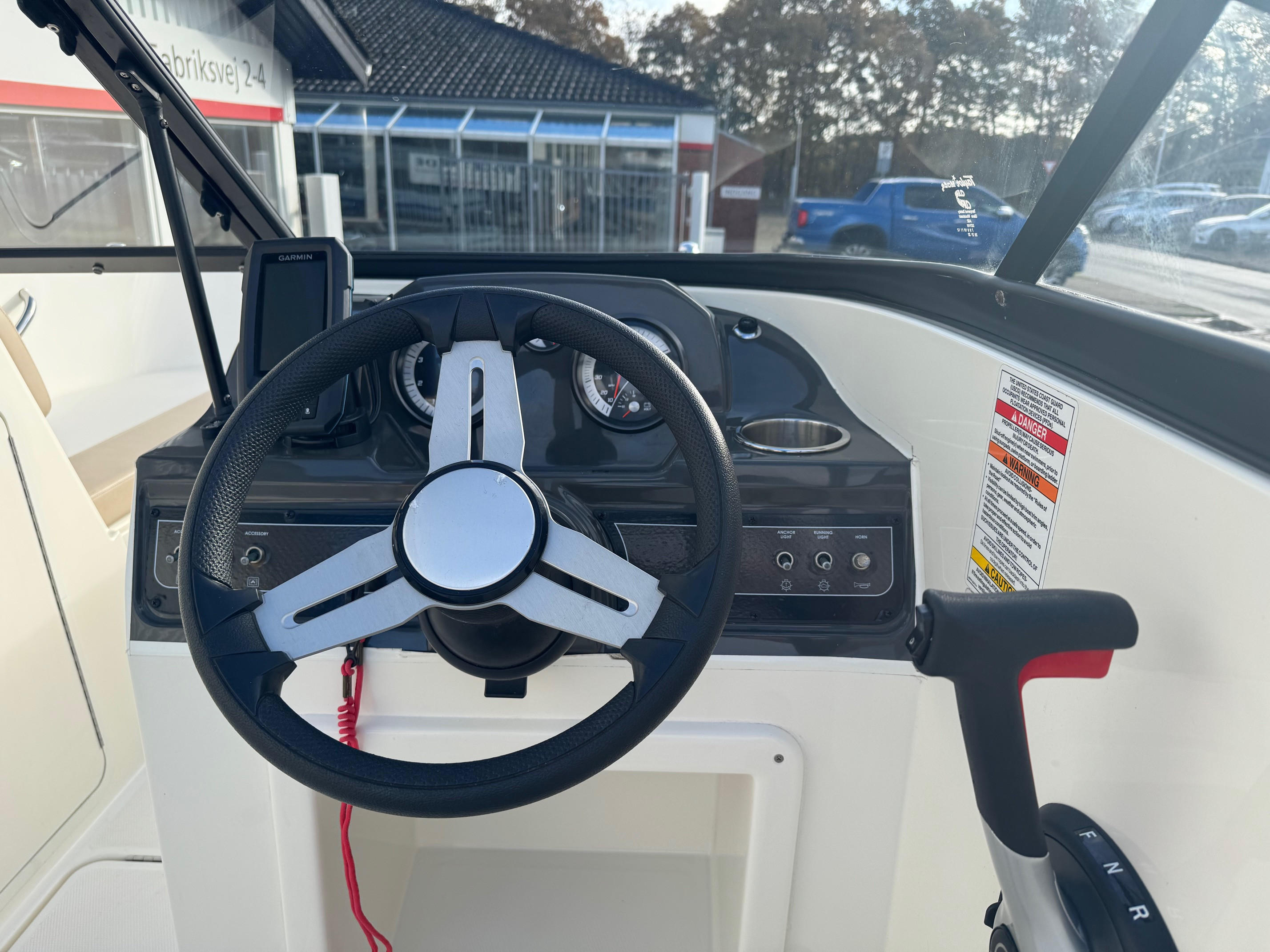 Byliner VR4 Bowrider med F115 ProXS Mercury-EFI 4 takt - 9