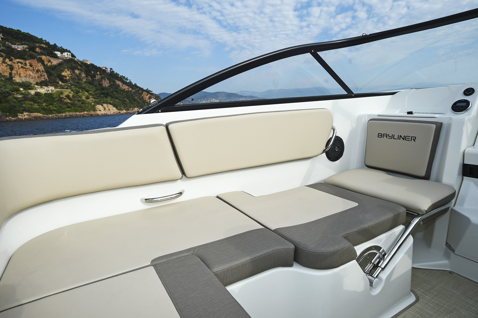 Bayliner VR5 Cuddy med F150 Mercury-EFI XL 3,0L  - inkl. udstyr - SOLGT - 1