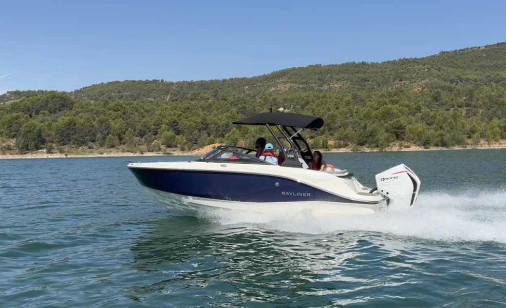 Bayliner V20 OB Bowrider med 150 hk Mercury-EFI XL - 0