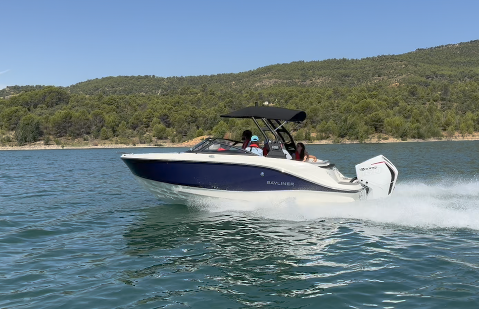 Bayliner V20 OB Bowrider med 150 hk Mercury-EFI XL - 1