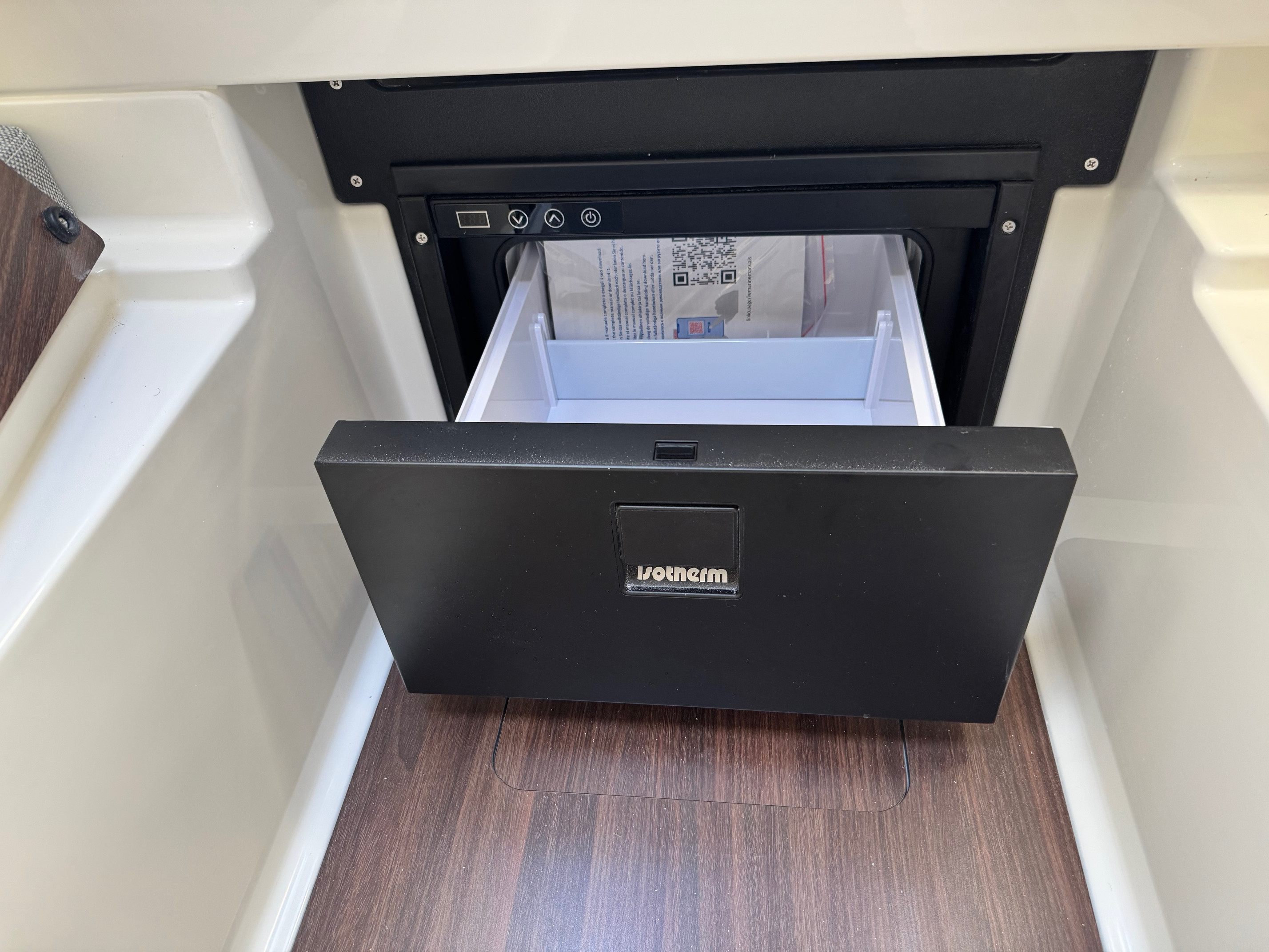 Quicksilver Activ 605 Cruiser med F150 Mercury-EFI 3,0L XL 4 takt Exclusive Deluxe Line - 6