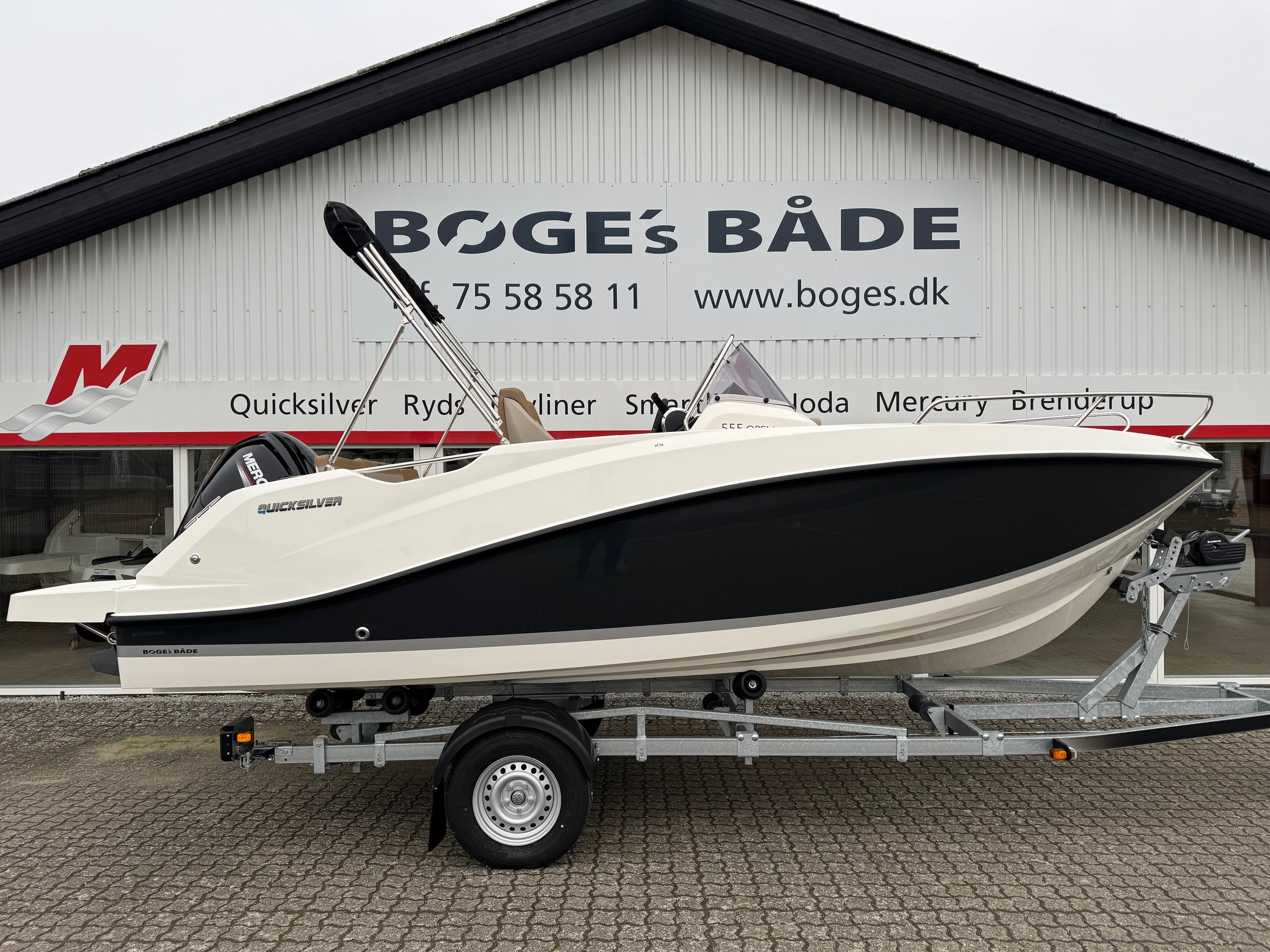 Quicksilver Activ 555 Open med 100 hk Mercury-EFI CT 4 takt med flot udstyr - 1