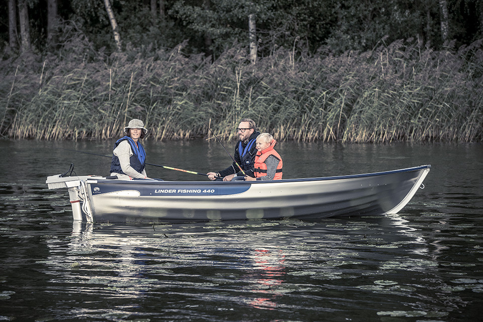 Linder 440 Fishing - 1