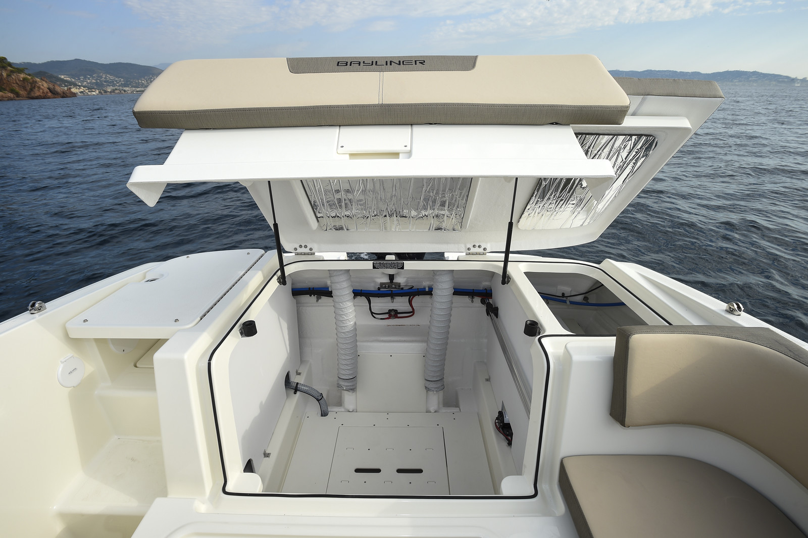 Bayliner VR5 Cuddy med F150 Mercury-EFI XL 3,0L  - inkl. udstyr - SOLGT - 11