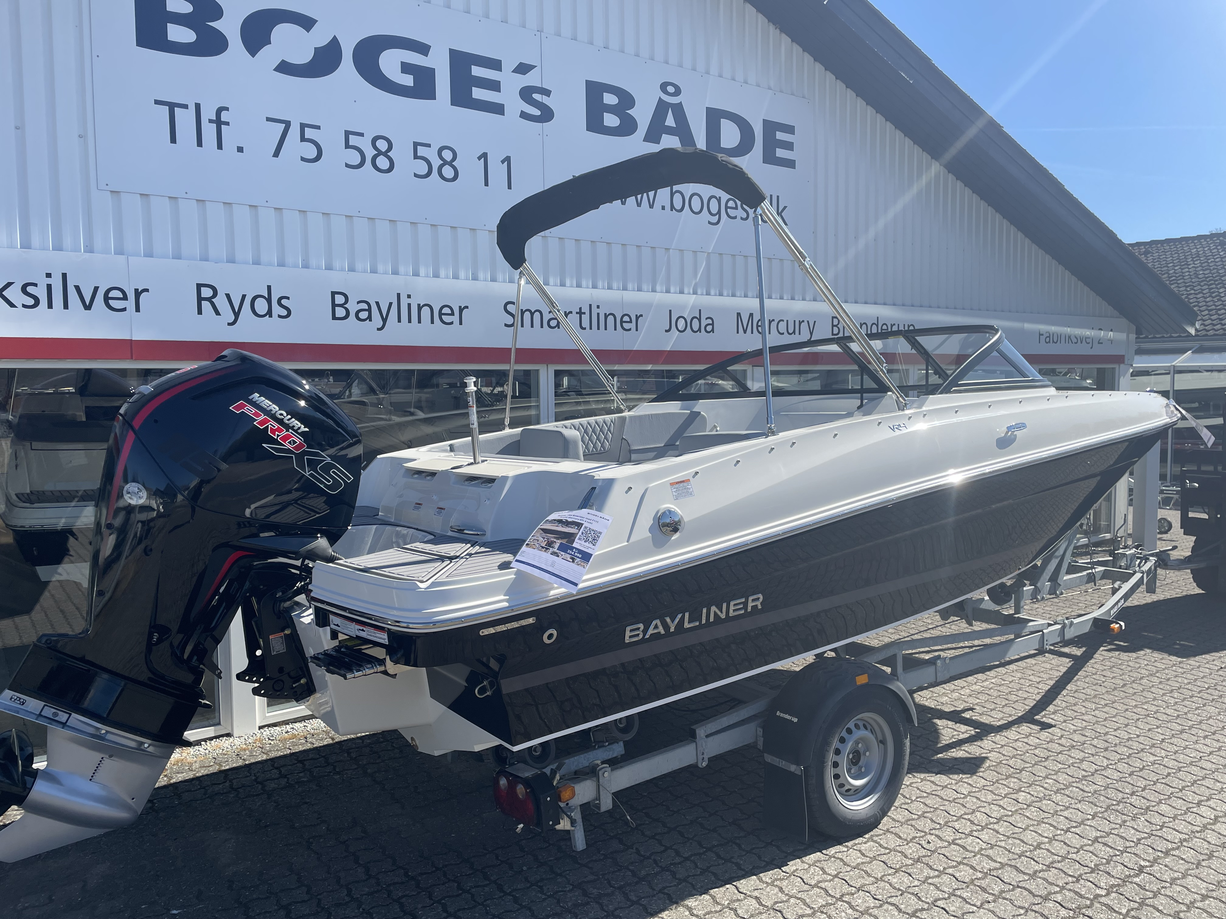 Byliner VR4 Bowrider med F115 ProXS Mercury-EFI 4 takt - 7