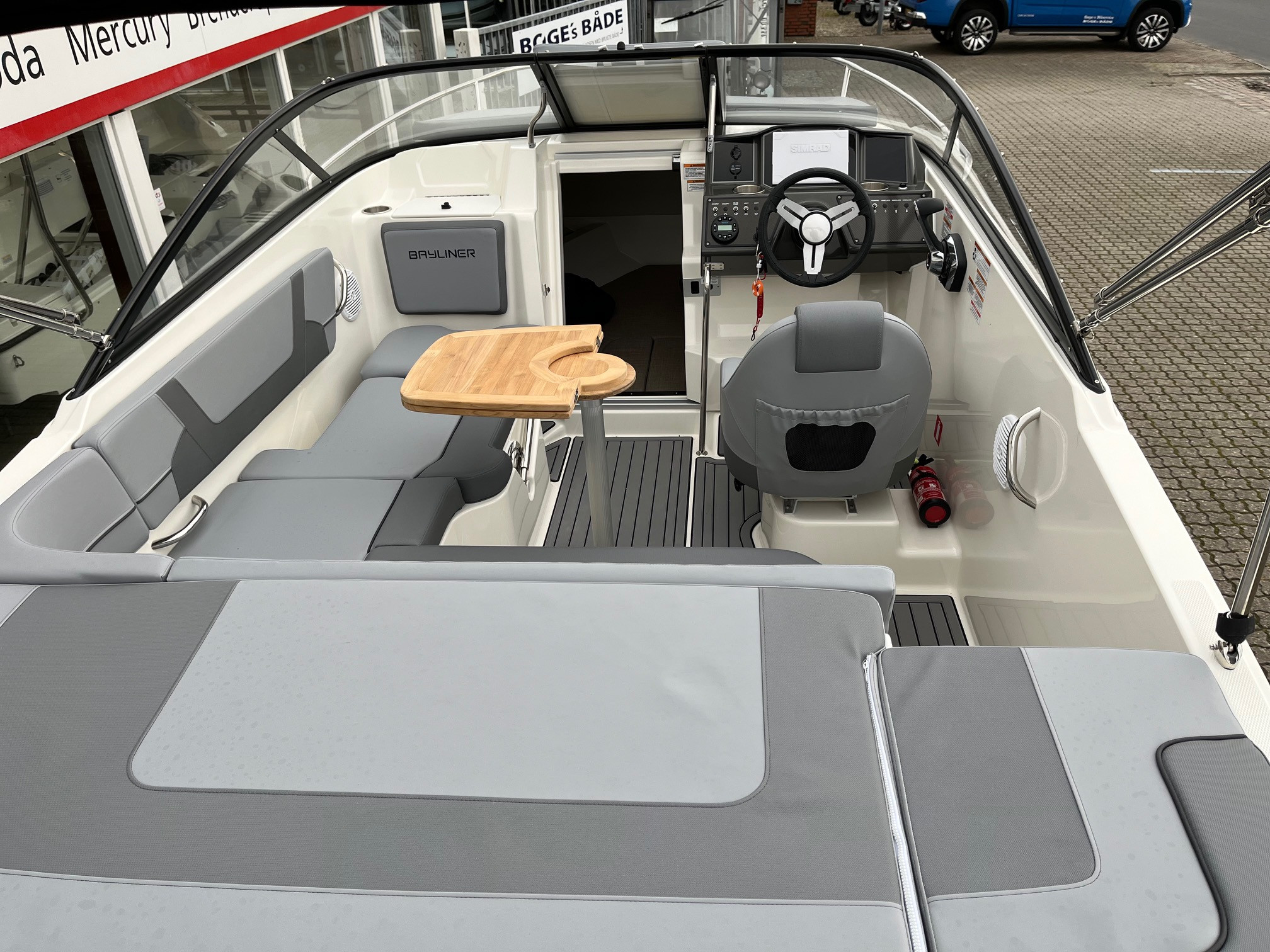 Bayliner VR5 Cuddy med Mercury F200 XL-EFI DS V6 - inkl. udstyr - 10