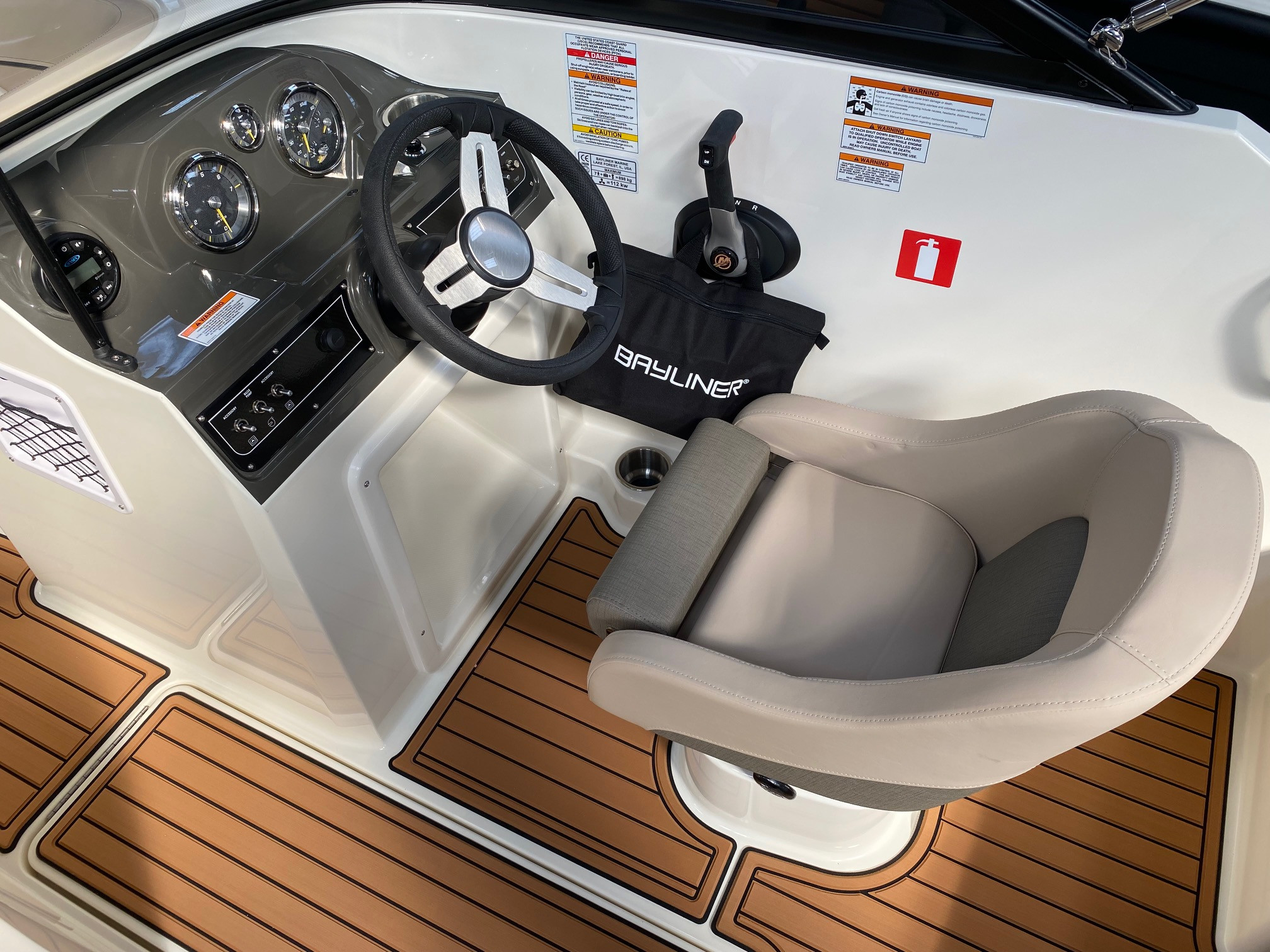 Bayliner VR4 Bowrider med 115hk Mercury 2,1L XL CT - Inkl. ekstra udstyr. - 8