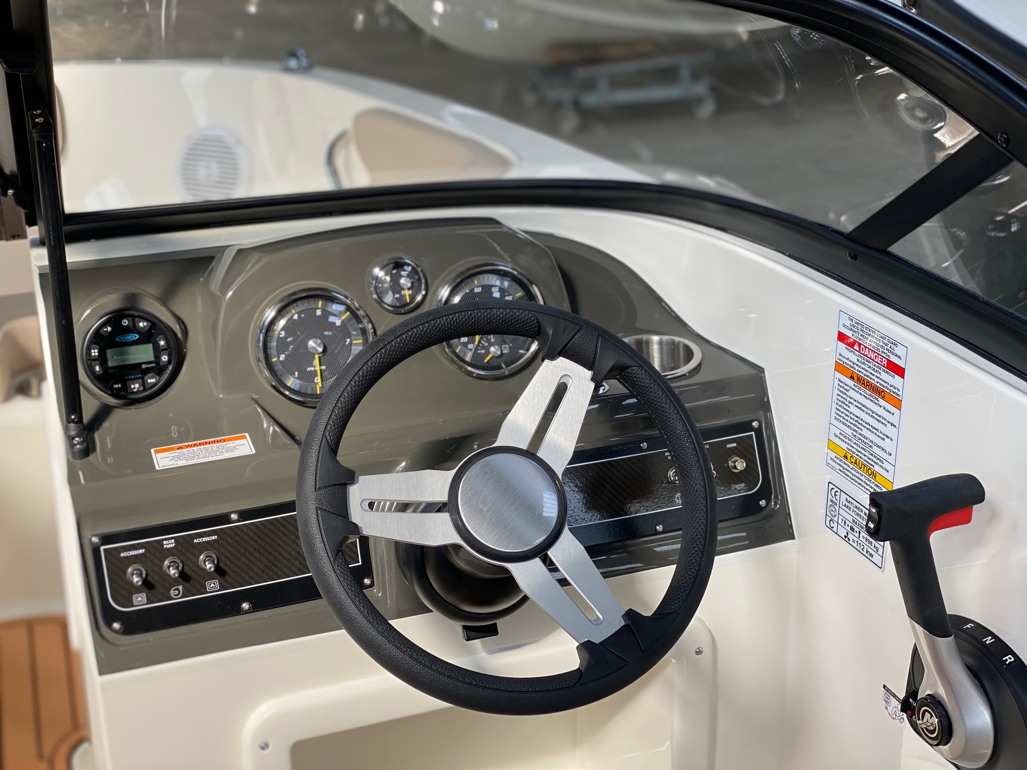 Byliner VR4 Bowrider med F115 ProXS Mercury-EFI 4 takt - 11