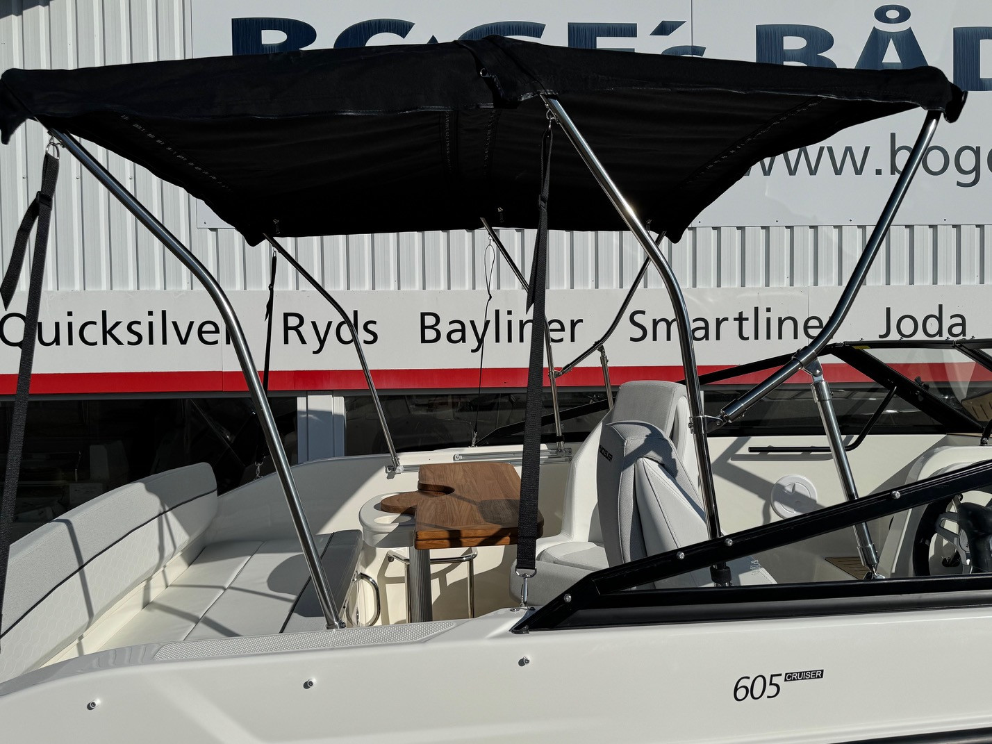 Quicksilver Activ 605 Cruiser med F150 Mercury-EFI 3,0L XL 4 takt Exclusive Deluxe Line - 24