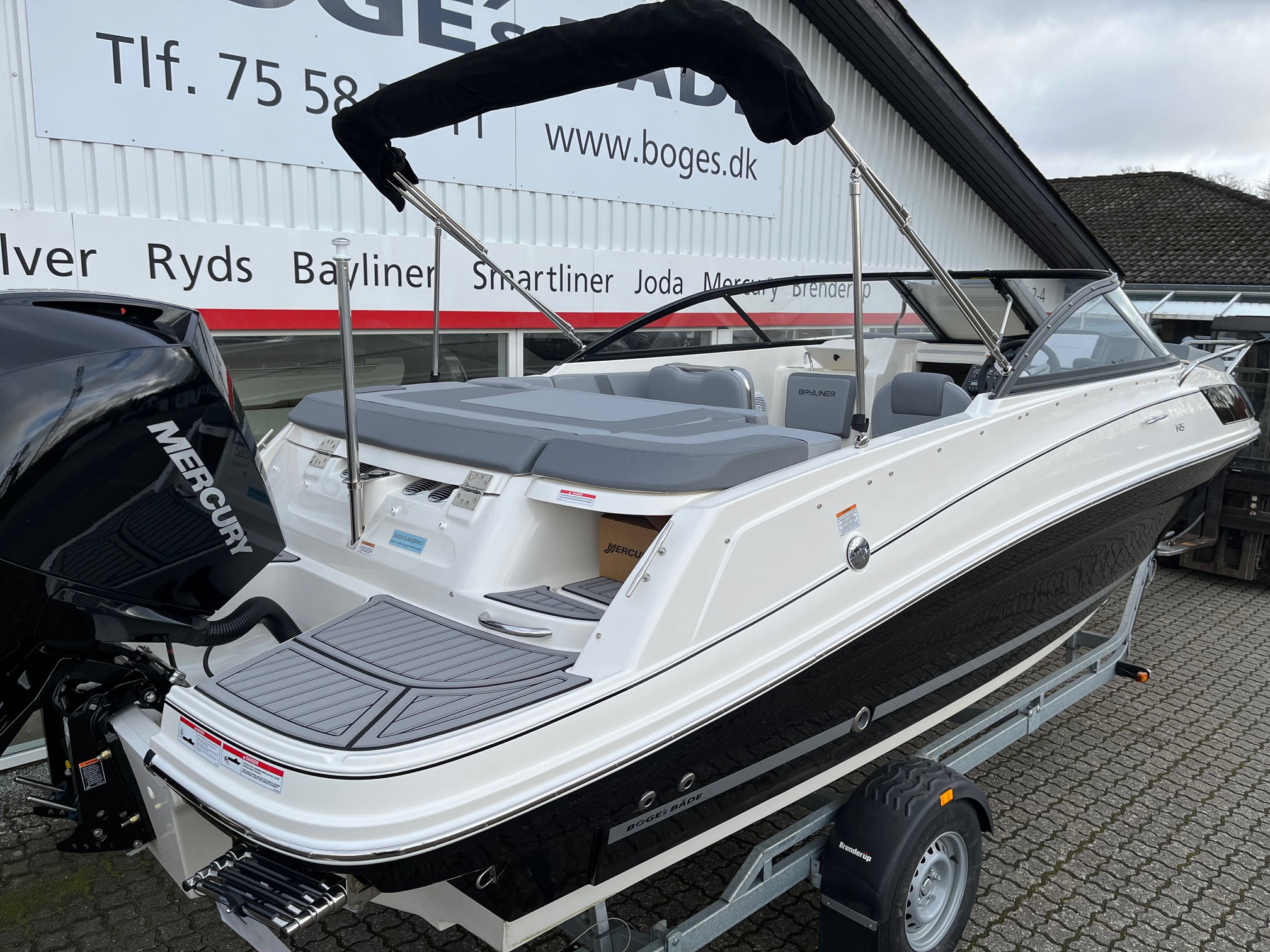 Bayliner VR5 Cuddy med Mercury F200 XL-EFI DS V6 - inkl. udstyr - TILBUD - 11