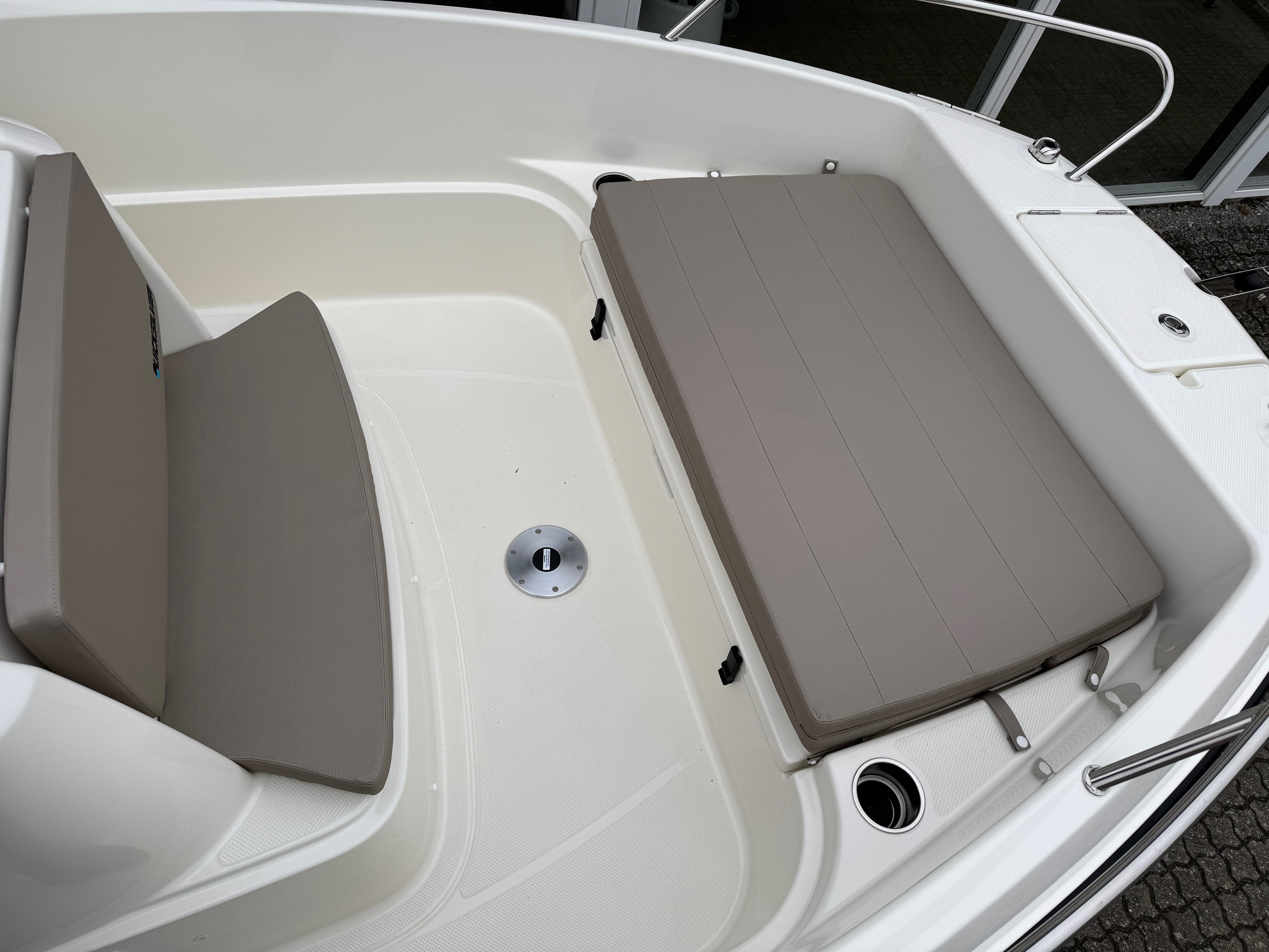 Quicksilver Activ 555 Open med 100 hk Mercury-EFI CT 4 takt med flot udstyr - 6
