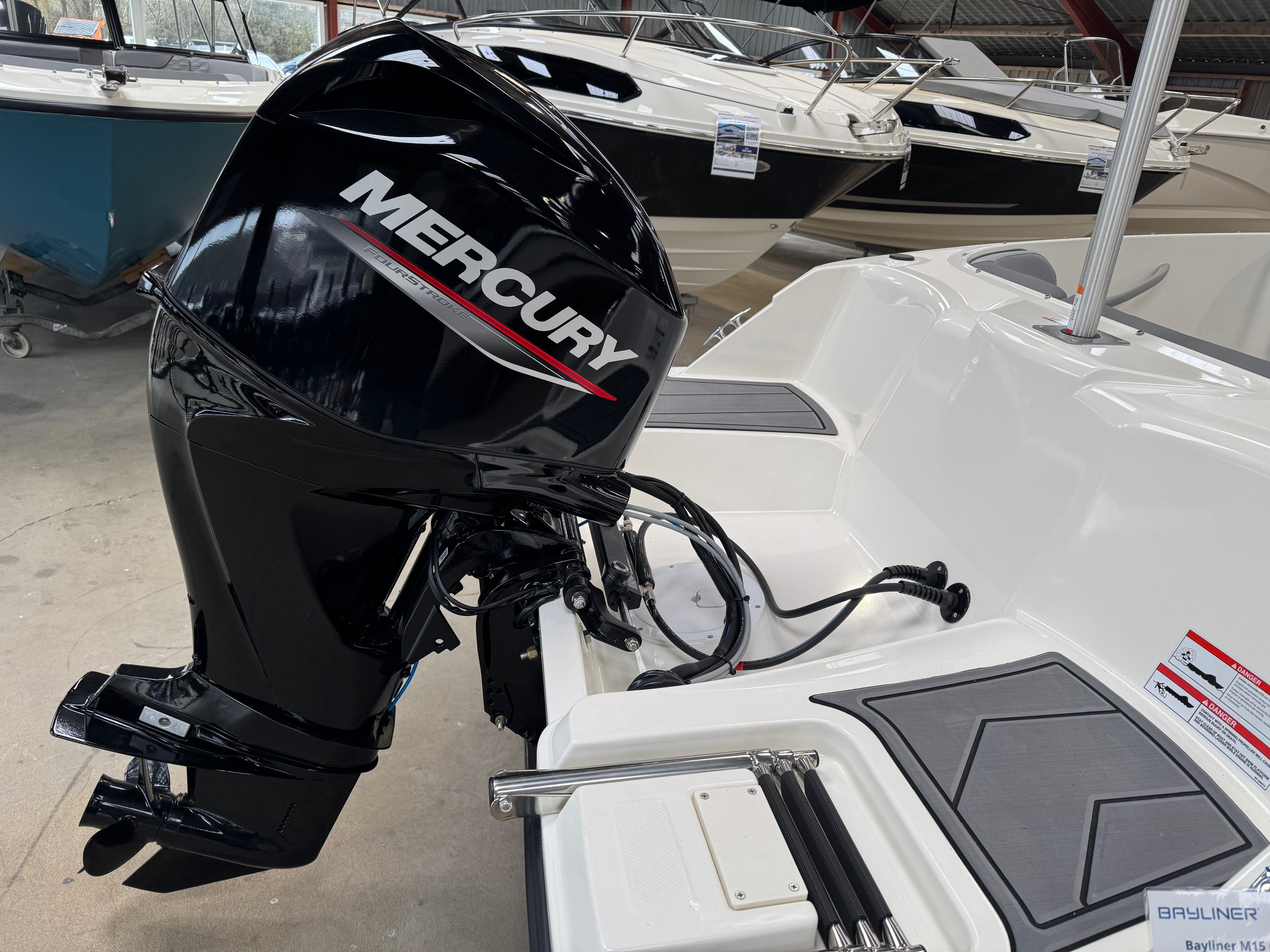 Bayliner M15 med Mercury F60 ELPT-EFI og udstyr - 3