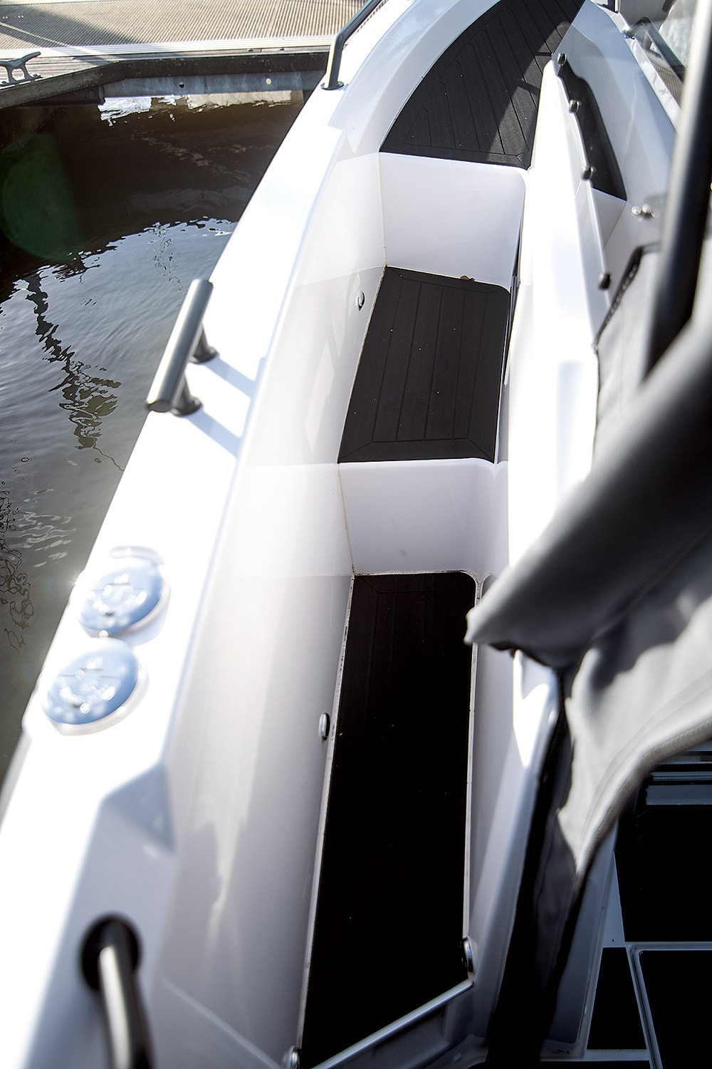 Ryds 735VI - F175 Mercury-EFI DS V6 - 17