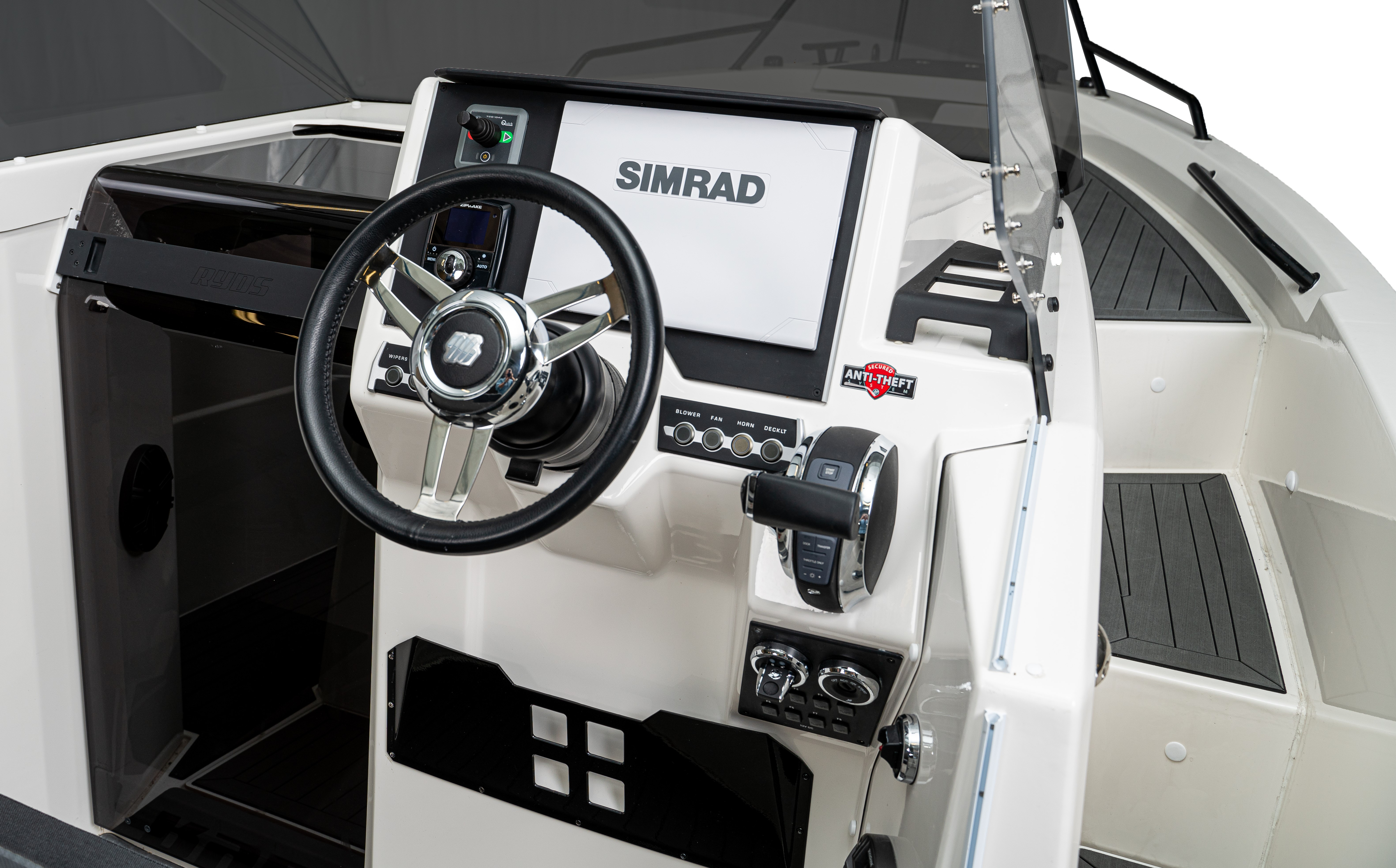 Ryds 735VI - F175 Mercury-EFI DS V6 - 2